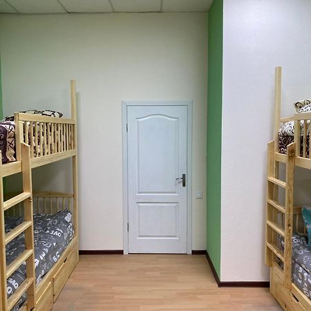 Хостел Мажор Κχαρκίβ Δωμάτιο φωτογραφία
